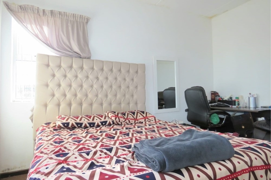 2 Bedroom Property for Sale in Parklands Western Cape